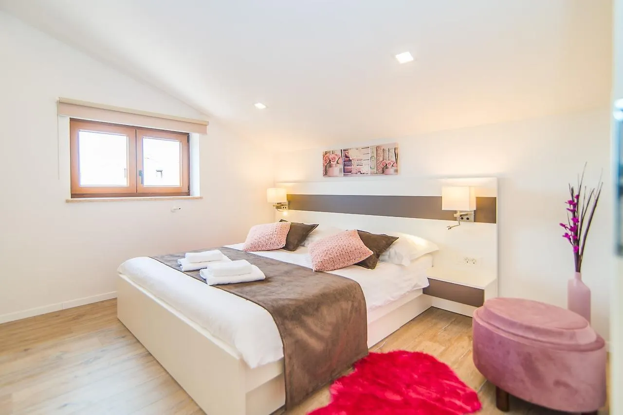 Milohanic Luxury Porec Apartments 4*,  Croatia