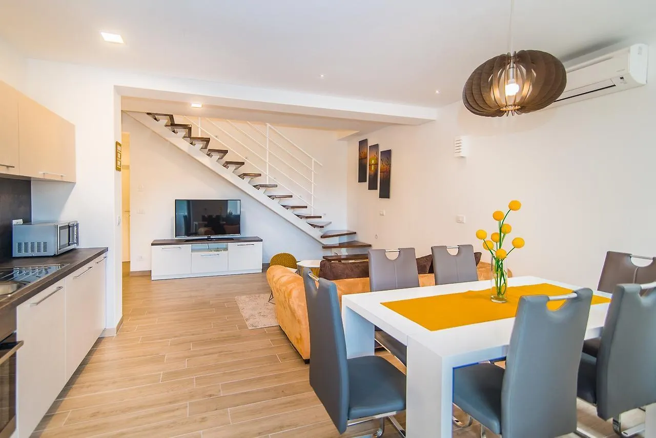 Milohanic Luxury Porec Apartments 4*,  Croatia